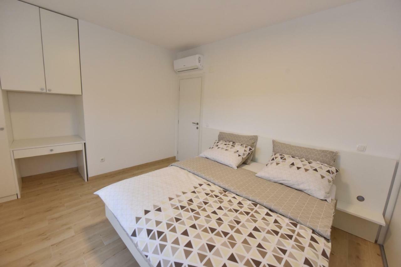 Family Apartments Podsolarsko Šibenik Dış mekan fotoğraf