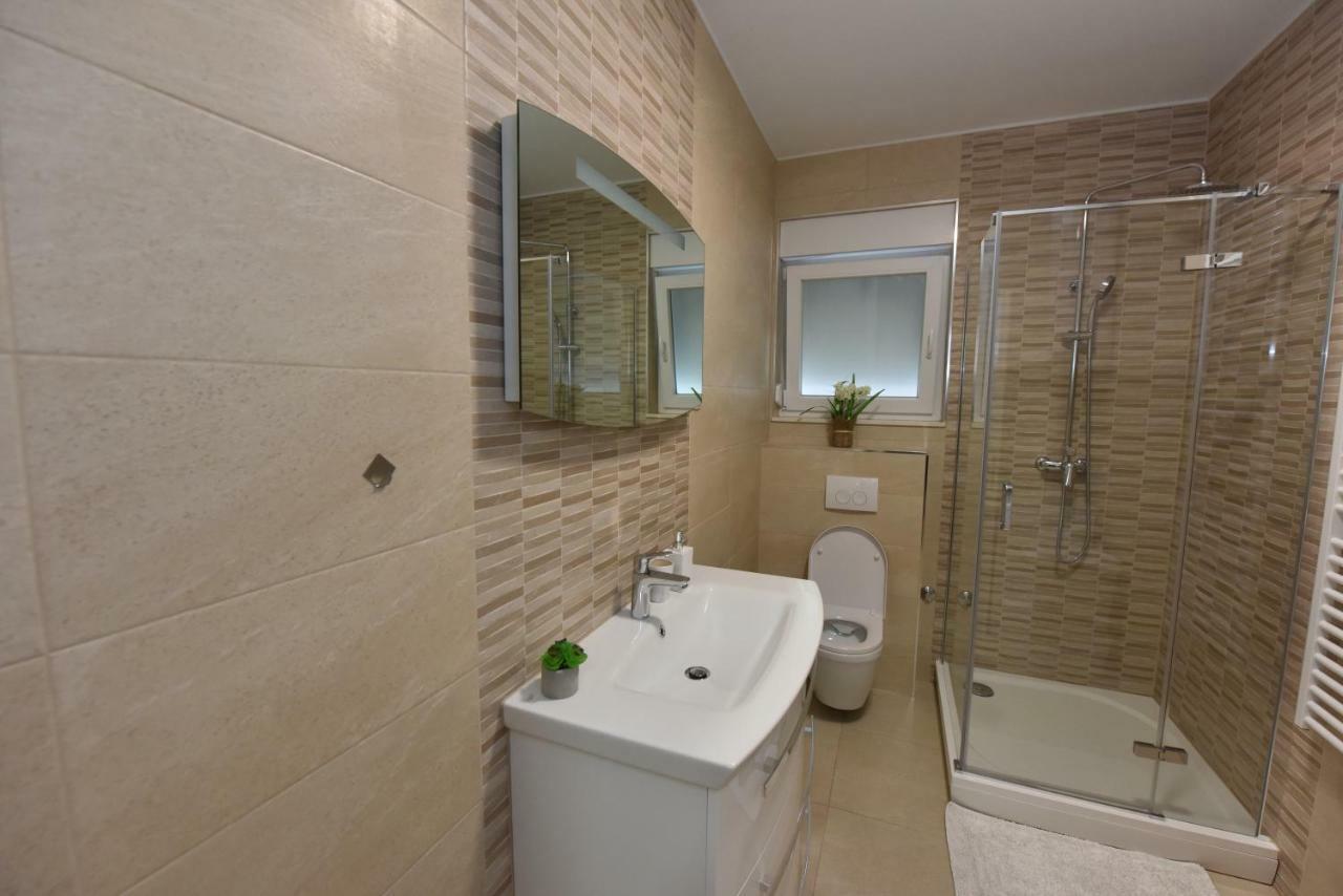 Family Apartments Podsolarsko Šibenik Dış mekan fotoğraf